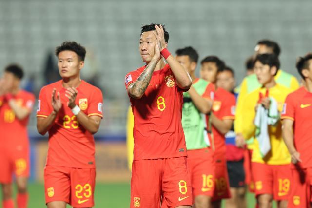 b体育app下载-徐新故地重游却依旧遗憾：这感觉和2016年有点儿像